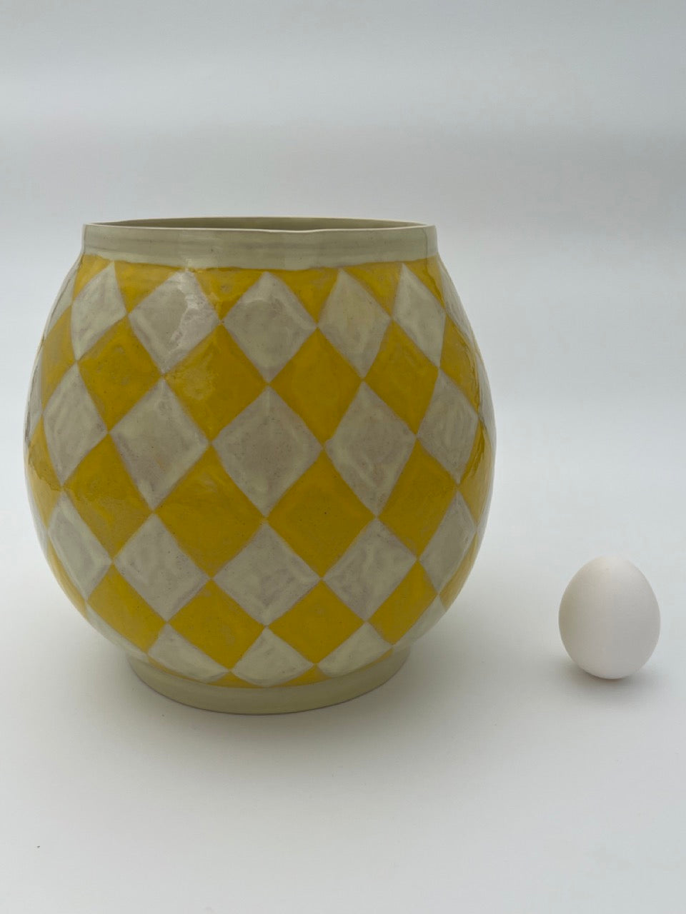 Vase runde Gelbraute