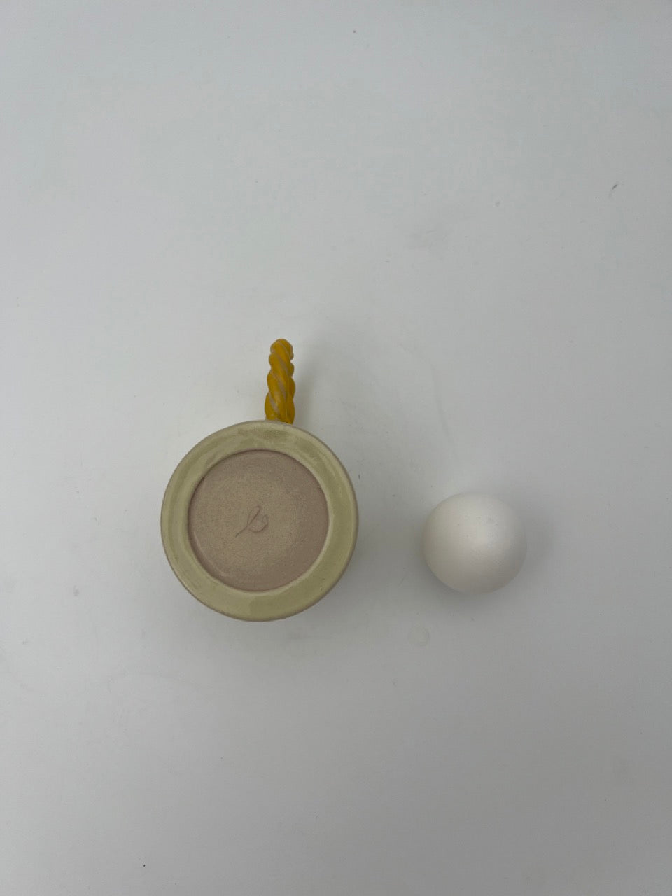 Tasse gelbe Twist gross